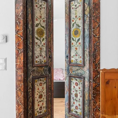Daire The Mountain View İnnsbruck